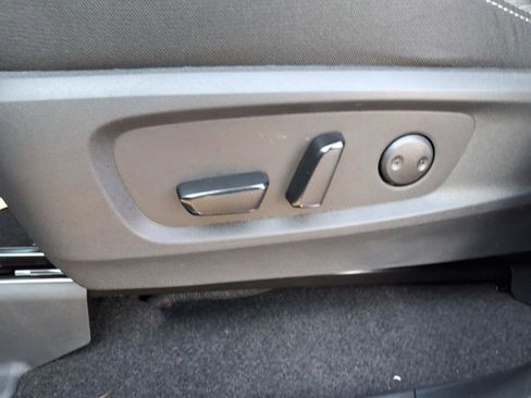 New 2026 Nissan Pathfinder SV image 25