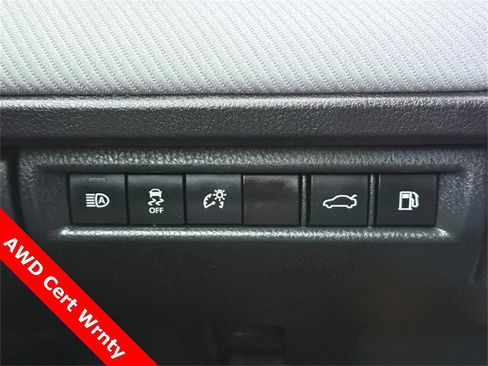 Used 2025 Toyota Camry SE image 29