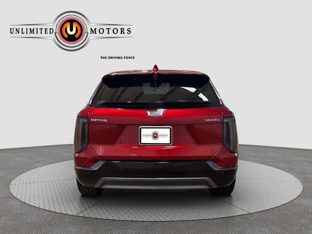 Used 2025 Cadillac Optiq Sport 2 w/ LPO, Floor Liner Package AWD/4WD image 26