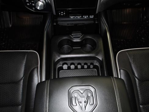 Used 2025 RAM 1500 Laramie AWD/4WD image 13