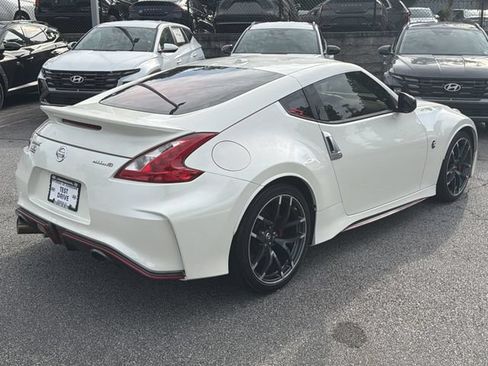 Used 2016 Nissan 370Z NISMO RWD image 8
