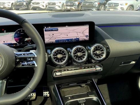 New 2026 Mercedes-Benz GLA 250 4MATIC image 6