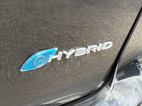 Certified 2022 Chrysler Pacifica Pinnacle FWD image 14