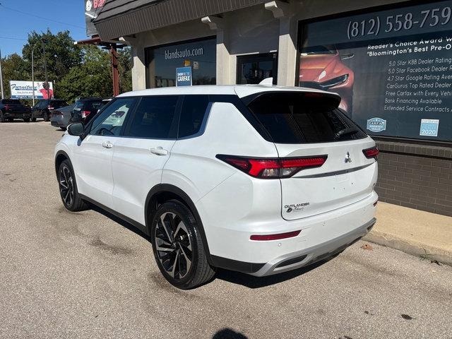 Used 2024 Mitsubishi Outlander SE FWD image 3