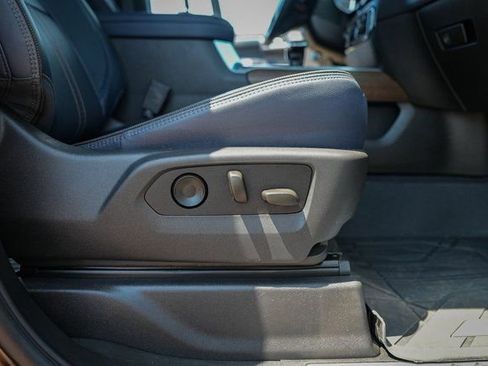 Used 2024 Chevrolet Silverado 1500 High Country w/ Technology Package image 37