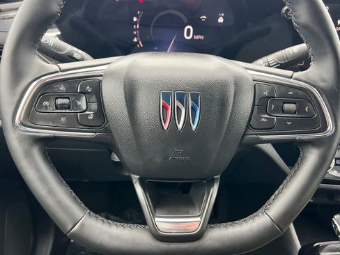 Used 2024 Buick Envista Sport Touring w/ Convenience I Package image 28