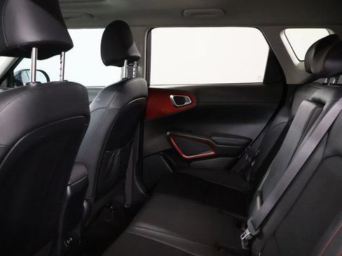 Used 2023 Kia Soul GT-Line FWD image 29