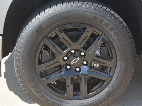 New 2026 Chevrolet Silverado 1500 Custom w/ Rally Edition AWD/4WD image 11