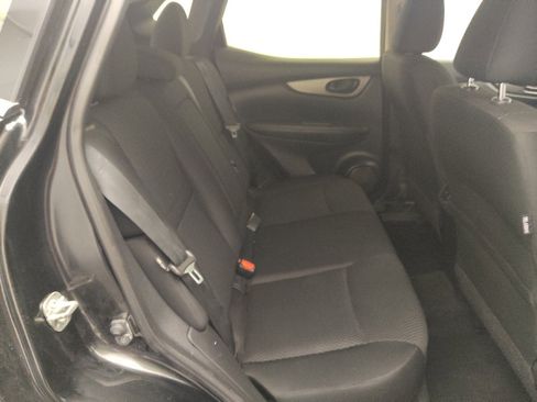 Used 2020 Nissan Rogue Sport S FWD image 19