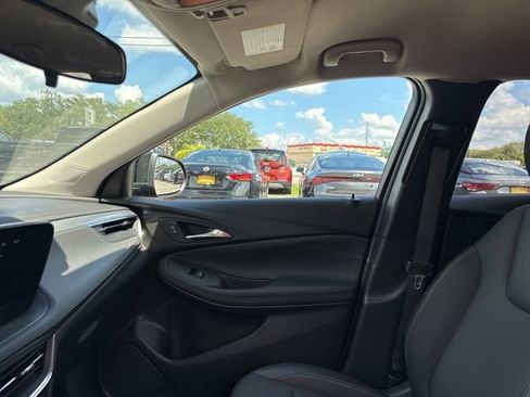 Used 2025 Buick Encore GX Preferred FWD image 23