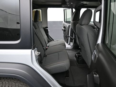 Used 2024 Jeep Wrangler Sport S image 29