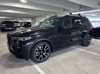 Used 2022 BMW X7 xDrive40i w/ M Sport Package AWD/4WD video 1