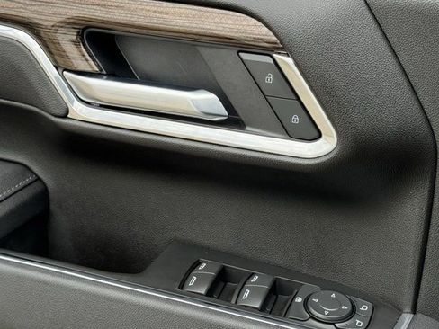 Certified 2025 Chevrolet Silverado 1500 LT Trail Boss w/ LT Trail Boss Premium Package image 24