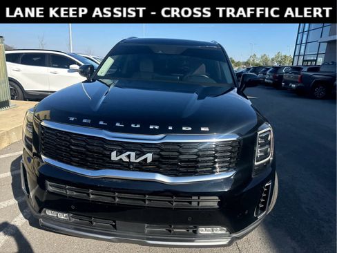 Certified 2022 Kia Telluride SX image 3