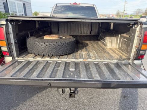 Used 2002 Chevrolet Silverado 3500 LT w/ Off-Road Skid Plate Pkg AWD/4WD image 9
