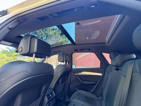 Used 2018 Audi SQ5 Premium Plus w/ Navigation Package AWD/4WD image 9