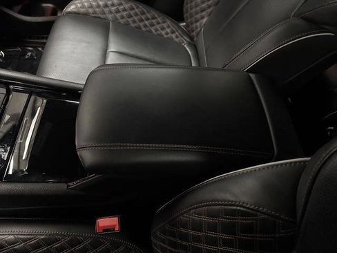 Used 2024 Jeep Grand Cherokee L Summit image 22