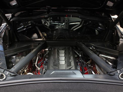 Used 2024 Chevrolet Corvette Stingray Coupe w/ Z51 Performance Package image 37