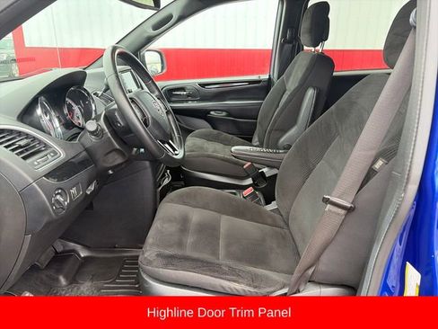 Used 2019 Dodge Grand Caravan SE image 21