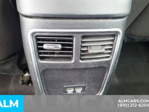 Used 2023 Dodge Charger SXT image 19