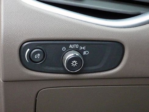 Used 2024 Chevrolet Malibu LT FWD image 19