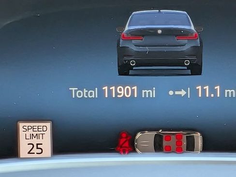 Used 2025 BMW 330i Sedan RWD image 32