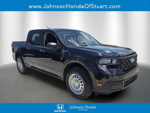 Used 2025 Ford Maverick XL w/ Equipment Group 102A AWD/4WD image 1