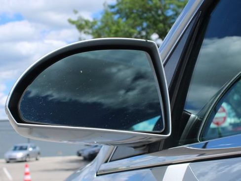 Used 2013 Chevrolet Impala LT w/ LT Sunroof Package FWD image 8