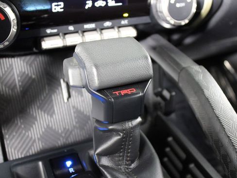 Used 2024 Toyota Tacoma TRD Sport image 12