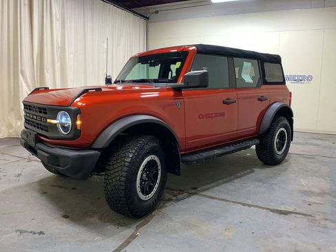 Used 2023 Ford Bronco Base w/ Sasquatch Package image 42