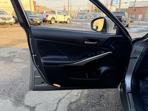 Used 2018 Lexus IS 300 AWD w/ Comfort Package image 25