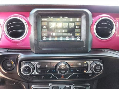 Certified 2021 Jeep Wrangler Unlimited Sahara w/ Cold Weather Group image 20