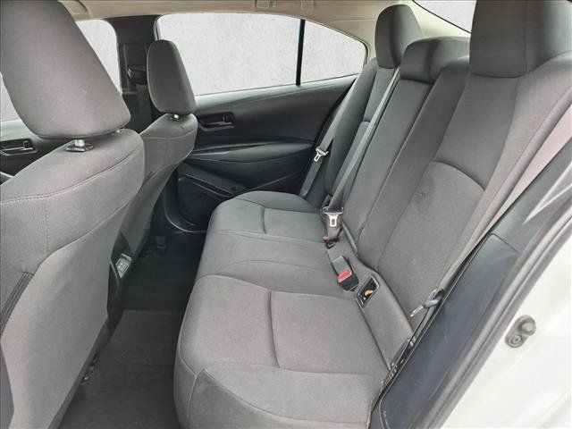 Used 2024 Toyota Corolla LE FWD image 18