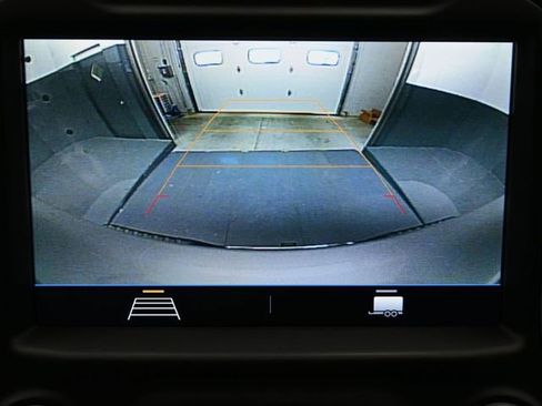 Used 2022 Chevrolet Silverado 1500 LT image 46