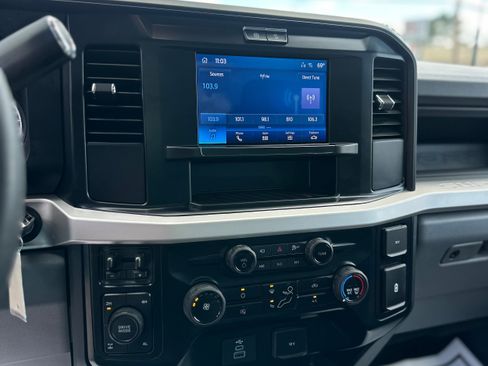 Used 2025 Ford F350 XL w/ STX Appearance Package AWD/4WD image 13