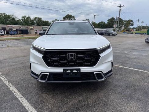 Used 2024 Honda CR-V Sport Touring image 2