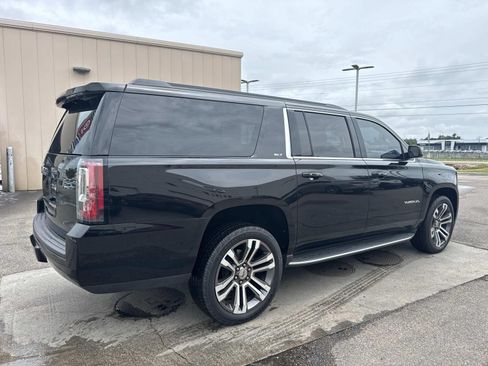 Used 2020 GMC Yukon XL SLT AWD/4WD image 6