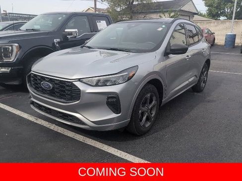 Used 2024 Ford Escape ST-Line w/ Tech Pack #1 AWD/4WD image 3