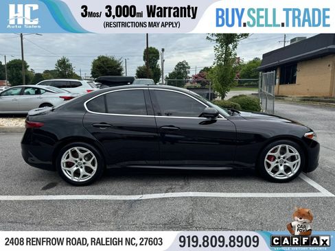 Used 2018 Alfa Romeo Giulia Ti RWD image 6