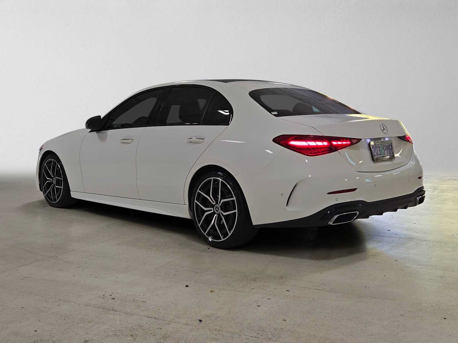 Used 2023 Mercedes-Benz C 300 4MATIC Sedan image 5