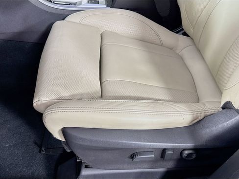 Used 2019 Subaru Ascent Limited image 16