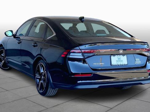 Used 2023 Honda Accord Sport image 12