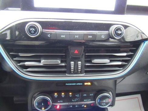 Used 2022 Ford Escape SE w/ Convenience Package image 20