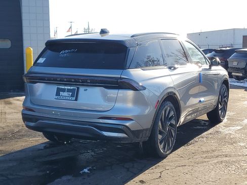 New 2026 Lincoln Nautilus Reserve w/ Jet Appearance Package image 4