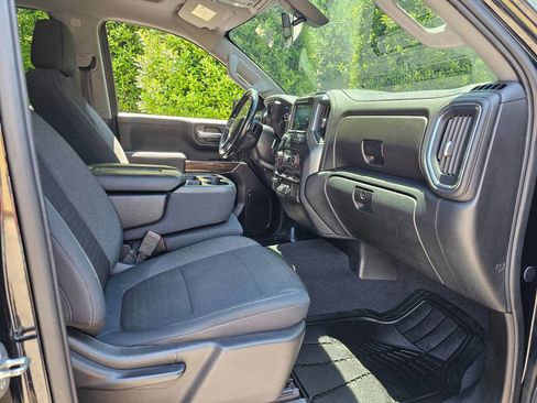 Used 2019 Chevrolet Silverado 1500 RST w/ All-Star Edition AWD/4WD image 31