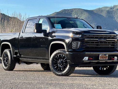 Certified 2022 Chevrolet Silverado 2500 High Country w/ Safety Package II image 2