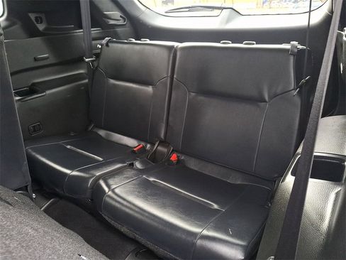 Used 2024 Mitsubishi Outlander SE image 13