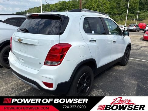 Used 2019 Chevrolet Trax LT w/ LT Convenience Package AWD/4WD image 4