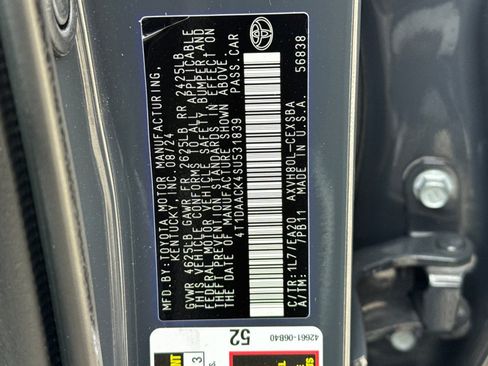 Used 2025 Toyota Camry SE w/ Convenience Package image 28