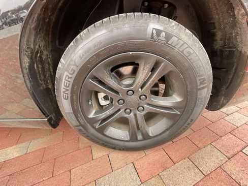 Used 2022 Dodge Charger SXT image 8